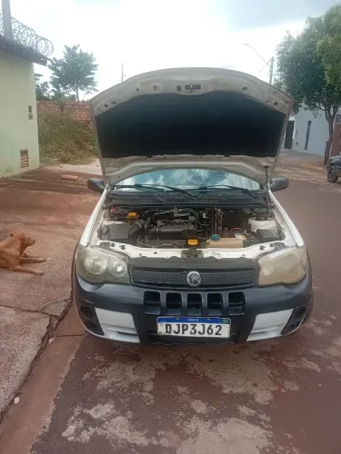 Fiat Palio Week. Adv/adv Tryon 1.8 MPI Flex 2006