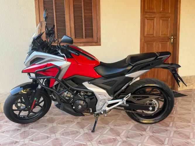 NC 750x 2025 - R$39.000,00
