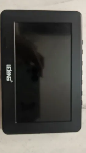 Mini televisor LCD portátil