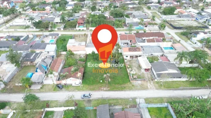 Terreno próximo ao mar, Riveira