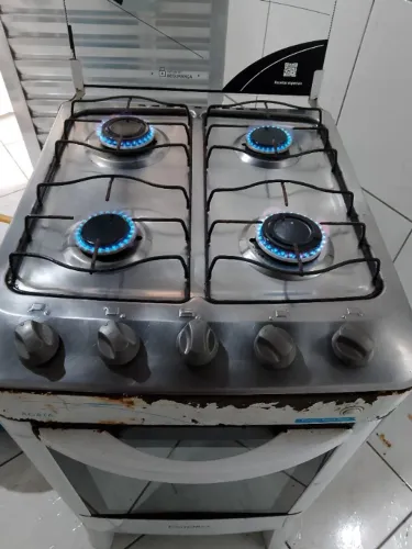 Fogão Esmaltec 4 bocas 