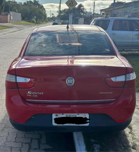 Fiat Grand Siena Attrac. 1.4 EVO F.flex 8V 2014