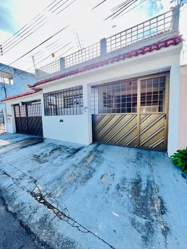 Casa térrea com 4 suítes, 4 vagas coberta , 150m² no Dom Pedro