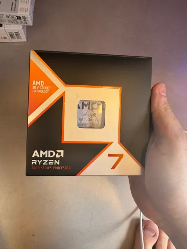 AMD Ryzen 7 9800X3D | Estado de Novo