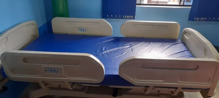 cama hospitalar eletrica