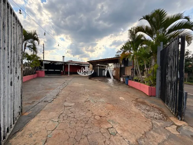 Terreno Comercial à venda, 750 m² por R$ 750.000 - Jardim Piza - Londrina/PR