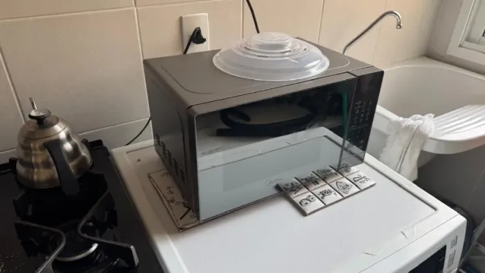 microondas Midea 20L MRAE21