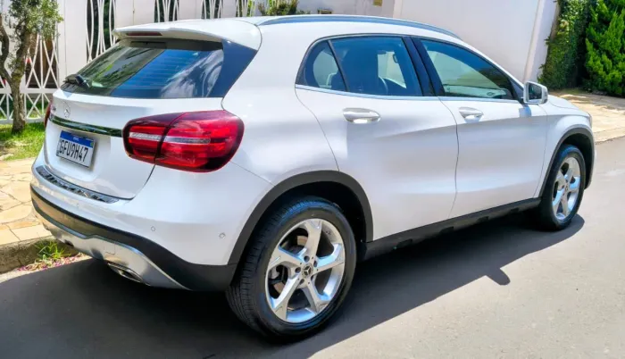 Mercedes-Benz GLA 200 Enduro 1.6 TB 16V Flex Aut. 2018