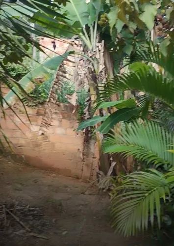 CASA EM ESMERALDAS