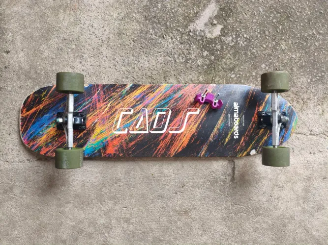 Longboard.