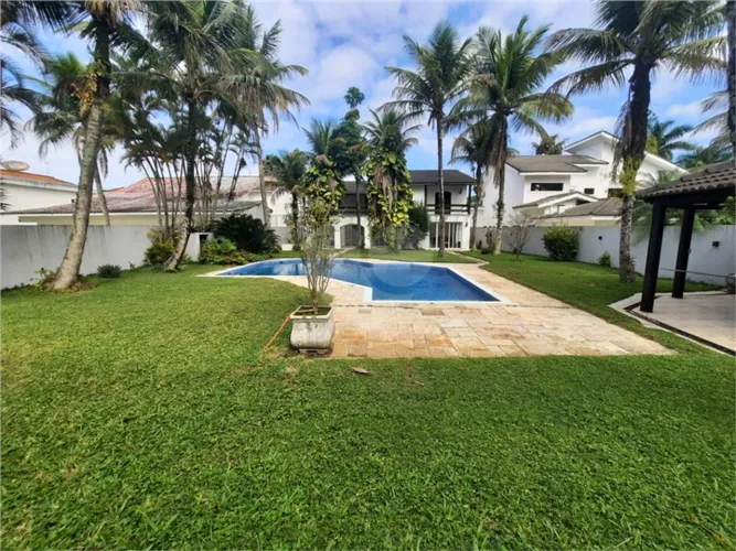 Casa com 4 quartos para locação em Jardim acapulco - SP