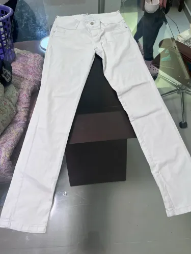 Calça skinny cintura baixa branca