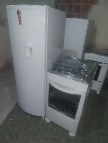 GELADEIRA E FOGÃO