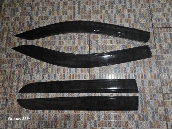 Calha/Defletor de Chuva para Hilux 2016-2021 ORIGINAL TOYOTA - No melhor preço