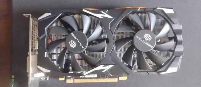 Placa de vídeo RX 580 8gb MLLSE Seminova em perfeito estado sem nenhum detalhe