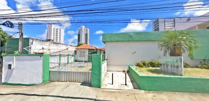 INVESTIDORES EXCELENTE OPORTUNIDADE! Prédio Comercial, 01 prédio principal + 02 anexos, c/