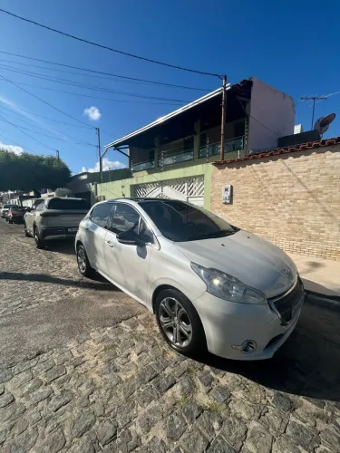 Peugeot 208 Griffe 1.6 Flex 16V 5P Aut. 2015
