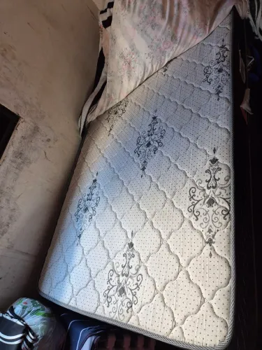 Vendo cama Queen seme nova