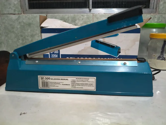 Seladora manual SF-300 Lanmax