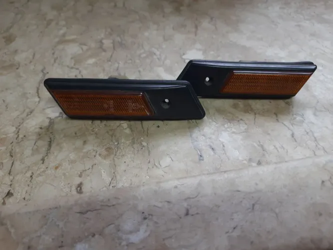 Piscas laterais para BMW anos 90