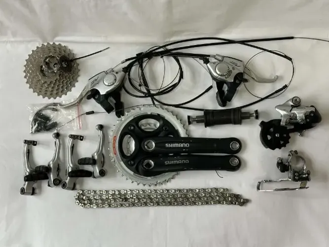 Grupo Shimano Acera 24v V-brake 8 Peças SEMI NOVO