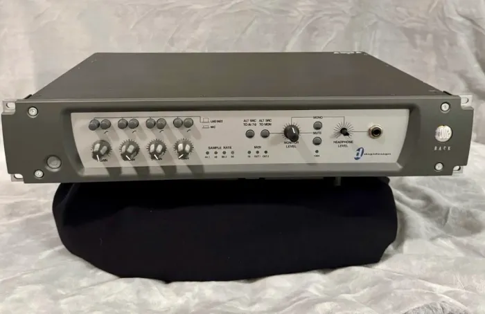Interface de áudio Digidesign Digi 002 Avid rack