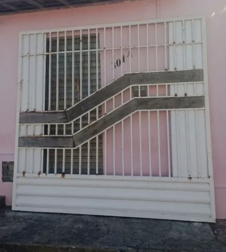 PORTÃO DE CORRER - FERRO