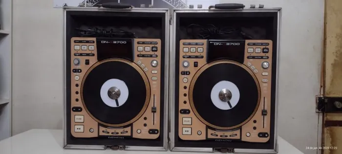 Denon Dn-s 3700 com cases