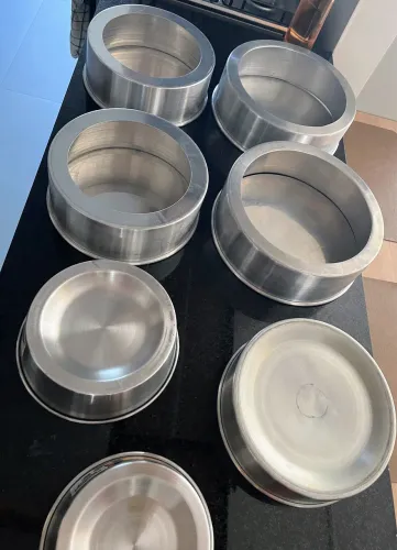Vendendo Kit de 7 formas de bolo 