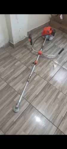 Roçadeira Nova usada 5 vezes