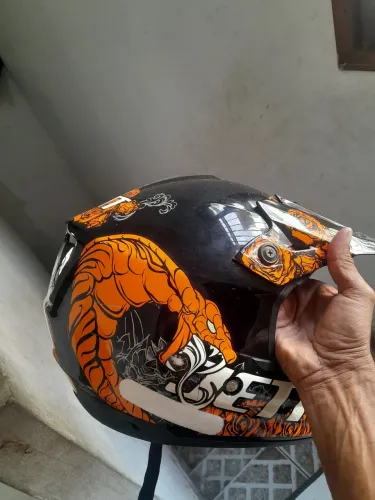 Capacete Jet semi novo