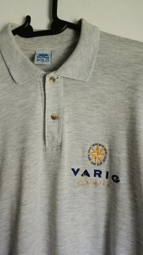 Camisa Polo VARIG *logo bordado_retrô anos 90 (Hering cinza Tam. G)