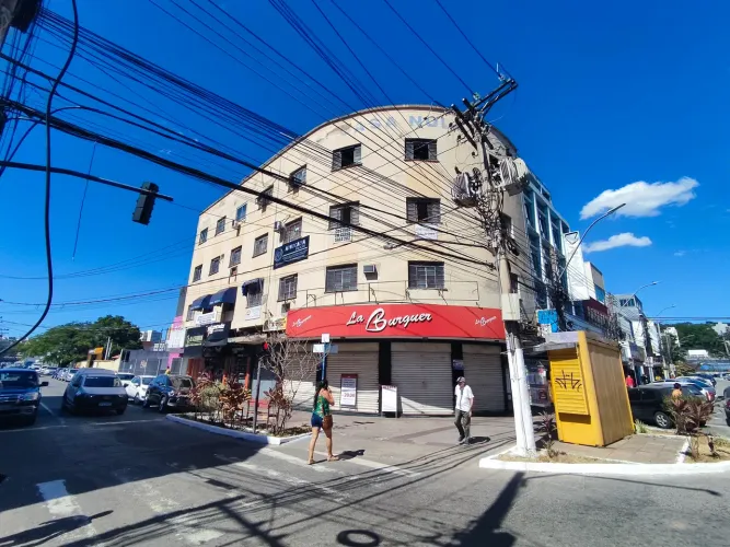 Aceita carro, ou troca, estuda proposta sala comercial no Aterrado