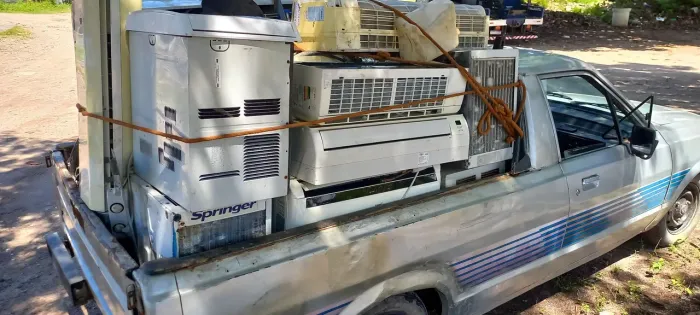 Desinstalo e Comp todo tipo de ar condicionado, técnico de refrigeração