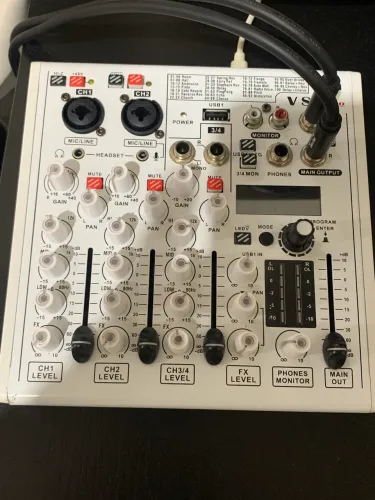 Interface Áudio v04fx
