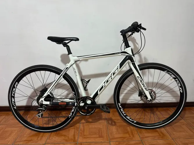 Bicicleta elétrica oggi Pouquíssimo uso