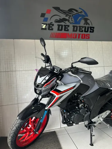 FZ 25 0km emplacada FINANCIAMOS PELO BANCO