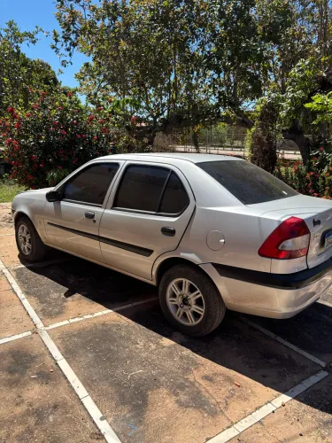 Ford Fiesta Street 1.6 8V 95cv 5P 2003
