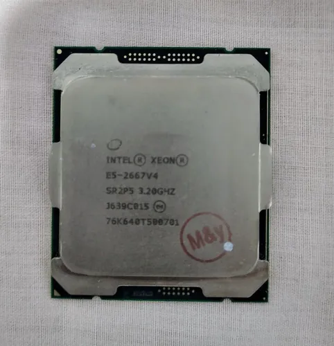 Intel Xeon 2667v4