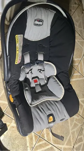 Cadeiras conforto  para bebê Chicco para carro 