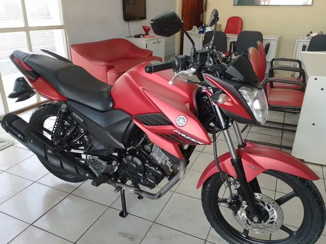 YAMAHA YS 150 FAZER ED GASOLINA VERMELHA 2022/2022.