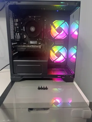PC Gamer Computador Ryzen 5 5500 8 GB DDR4 SSD M2 500 GB RX 560 4GB
