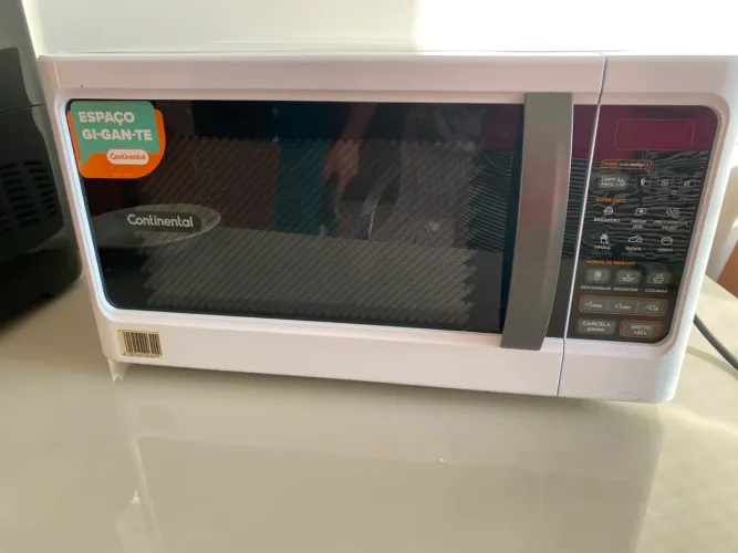 Micro-ondas Continental
