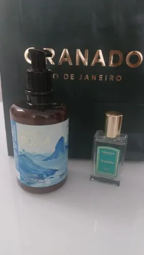 Kit com perfume e hidratante Granado