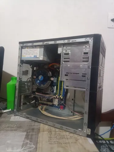 CPU quad core + 4gb ram + 1TB de HD para ir logo!!
