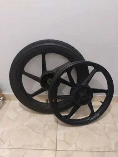 Par de rodas palito aro 18 para moto