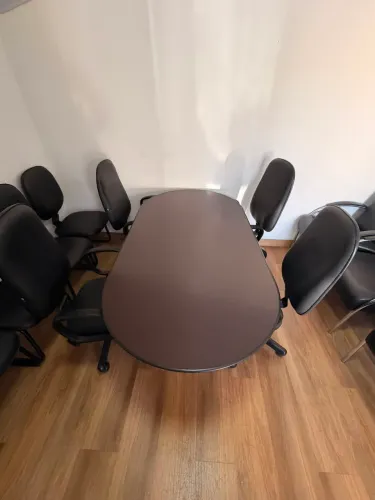 Mesa reunião Mdf usada