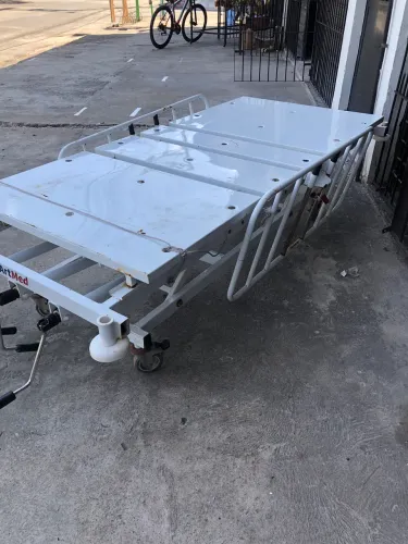 Cama hospitalar
