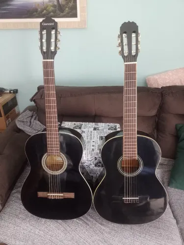 2 Violões eletronicos