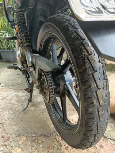 Vendo essa moto toda certinha 